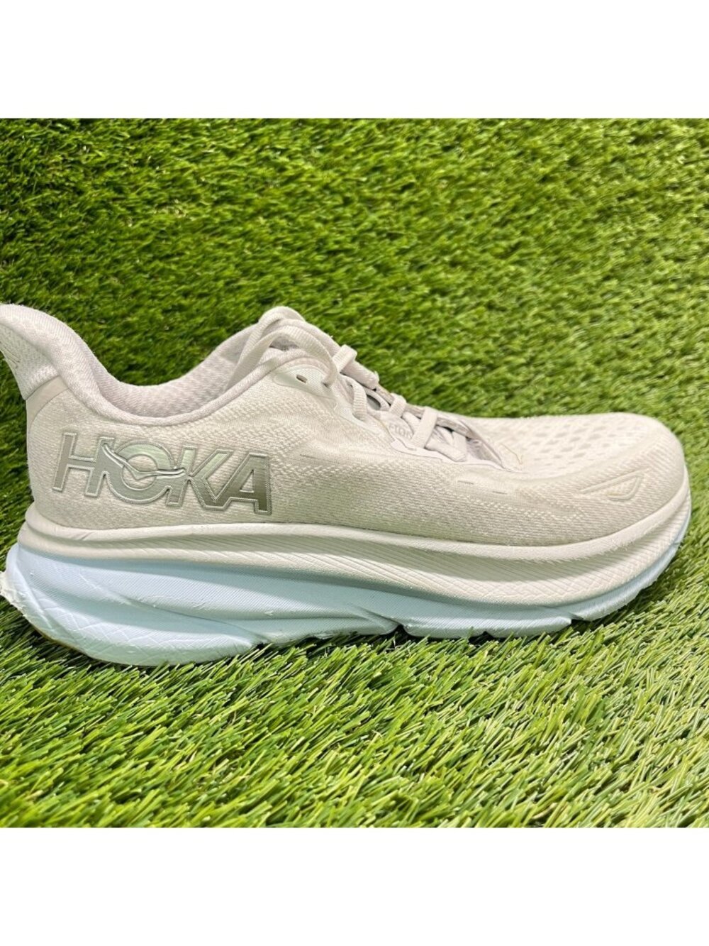 Hoka One One Clifton 9 Womens Size 9 Nimbus Cloud Gray Running Shoes Sneakers